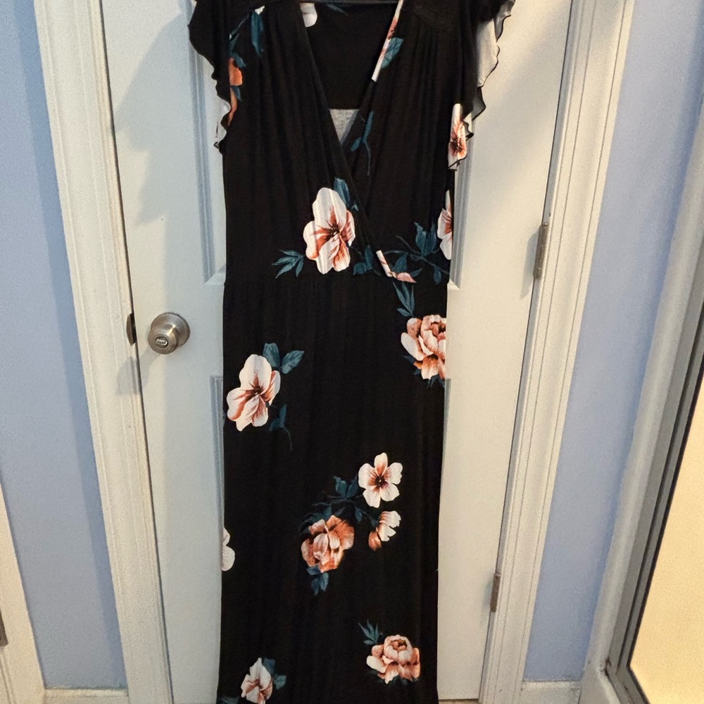 Loveappella Black Maxi Dress with Peach Floral Print
